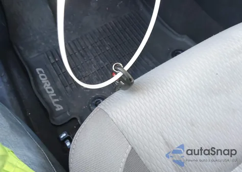 2018 Toyota Corolla Le из США, поврежденный, VIN 2T1BURHE9JC120694